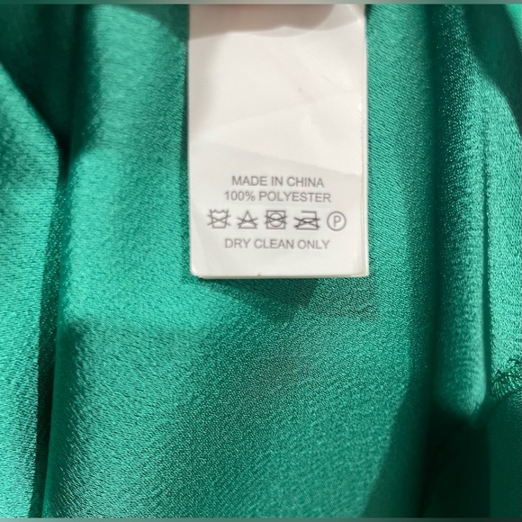 Kate Spade Emerald Green Satin Crepe Flutter Sleeve Shift Dress Size 00 XS $398 - Picture 11 of 15